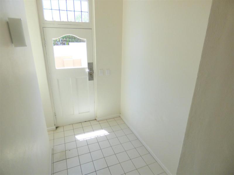 To Let 3 Bedroom Property for Rent in Green Point Western Cape